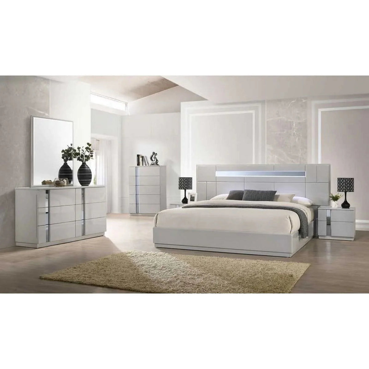 5-Piece Gray Lacquer King Size Bedroom Set G4841