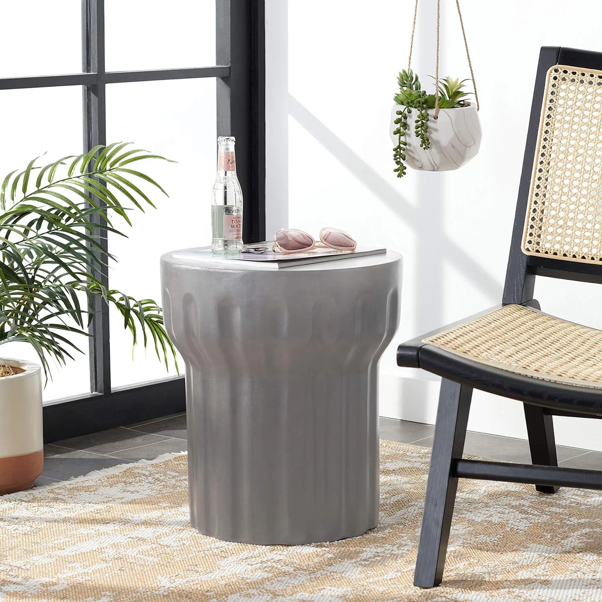 Dark Grey Concrete Round Accent Table V435