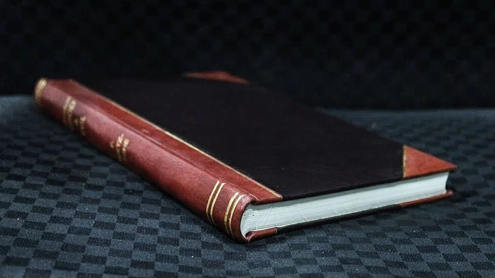 Historical Essay Heraldry Leatherbound P576