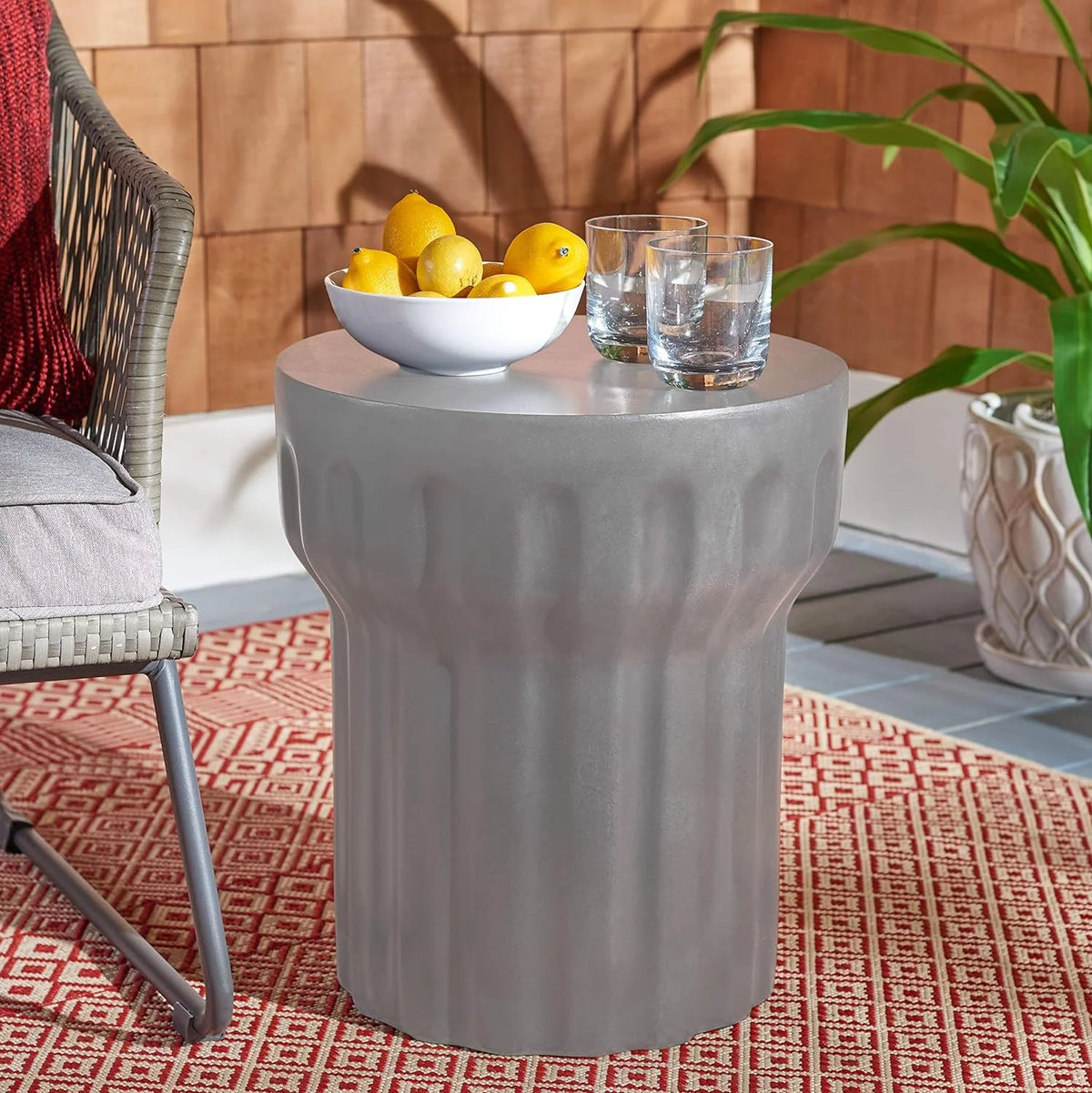 Dark Grey Concrete Round Accent Table V435